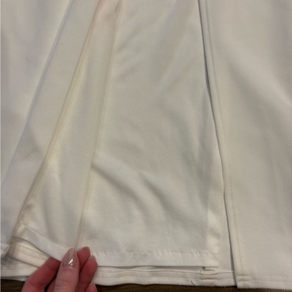 Katie May Pamela Gown - Picture 8 of 10